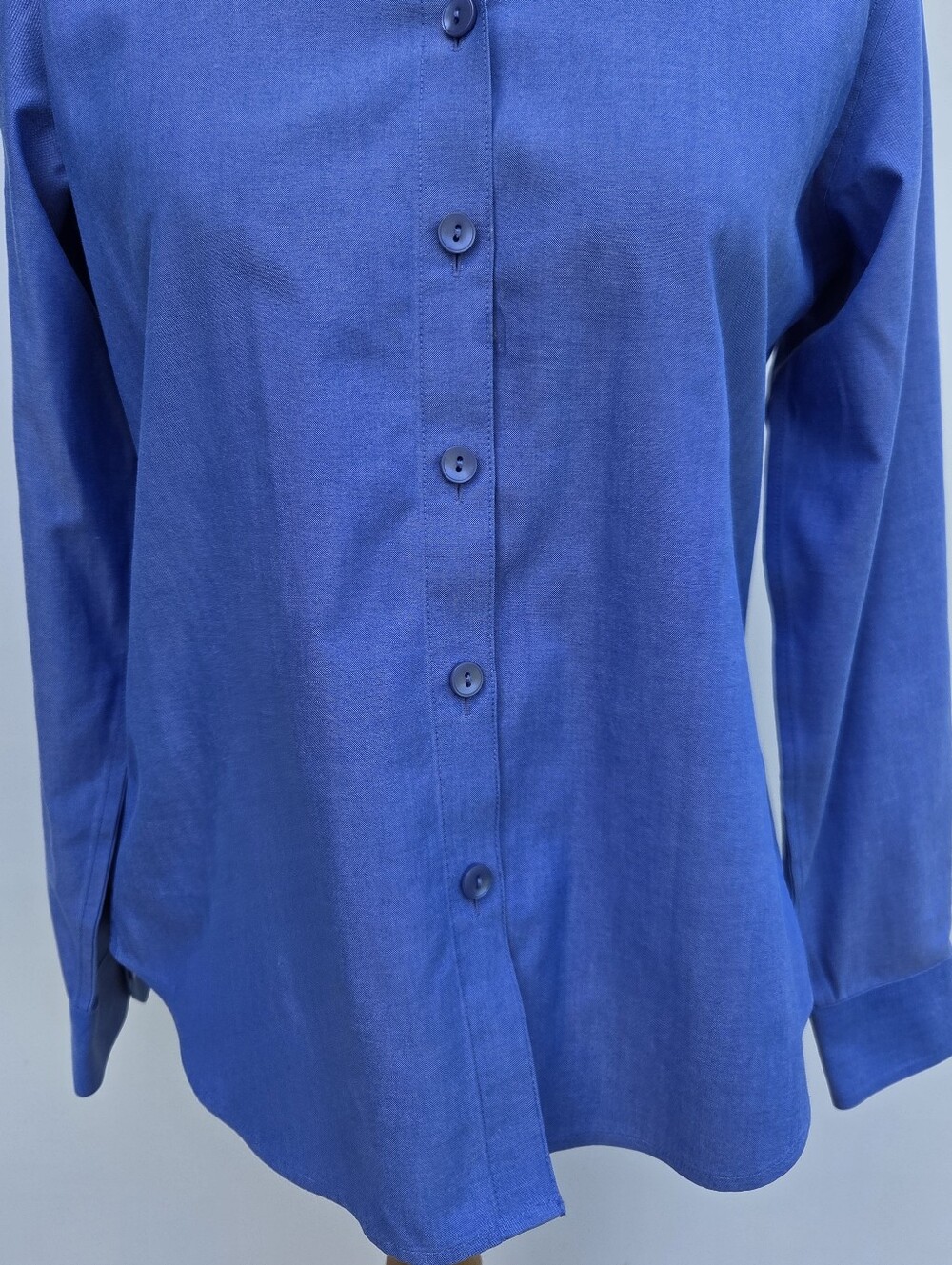 Pendleton Non-Iron Shaped Fit Blue Solid Collared Button-Up Size-4P - Picture 3 of 11